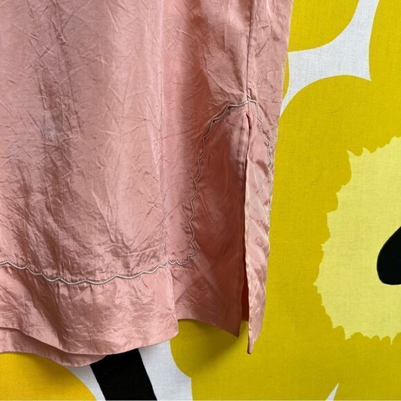 Gorgeous Vintage 1950s Pale Pink Pin Up Scallop Embroidered Half Slip - Picture 2 of 6